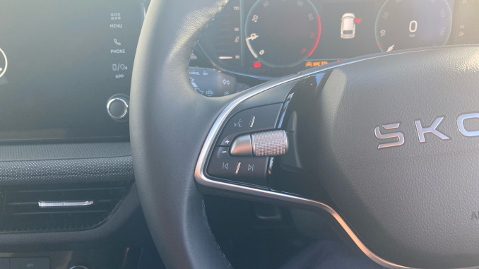 Skoda Fabia 1.0 TSI 116 Design Edition 5dr Petrol Hatchback - Image 17